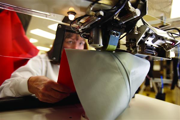 GORE-TEX 35周年 以持久性能與科技研發，詮釋“保證使您干爽”的底氣